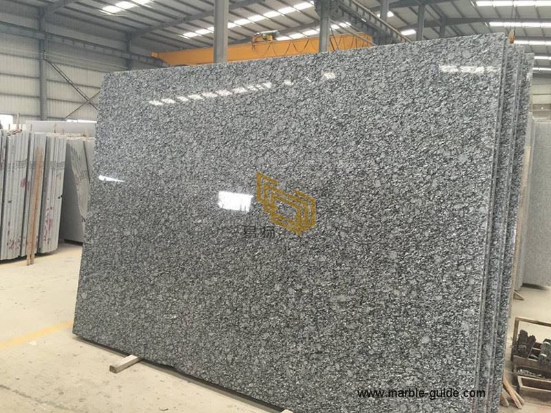 white-mist-granite-slab-flower-wave-granite (1)