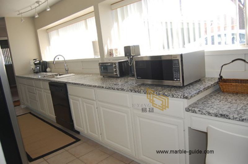 Blanco Taupe Granite Countertops 02