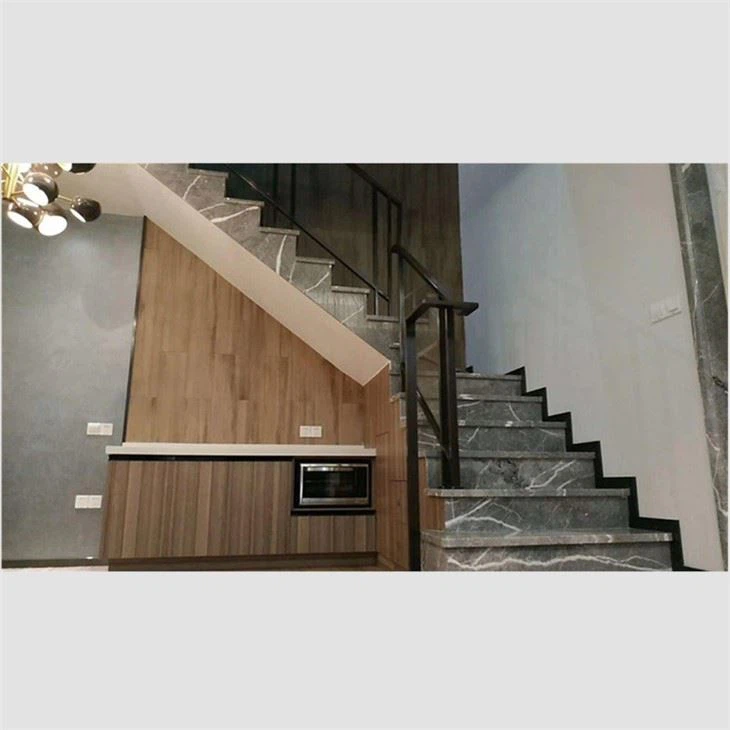 Castel Gray Marble Staircase Steps